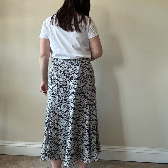 Ralph Lauren Floral Silky Skirt - Picture 4 of 9